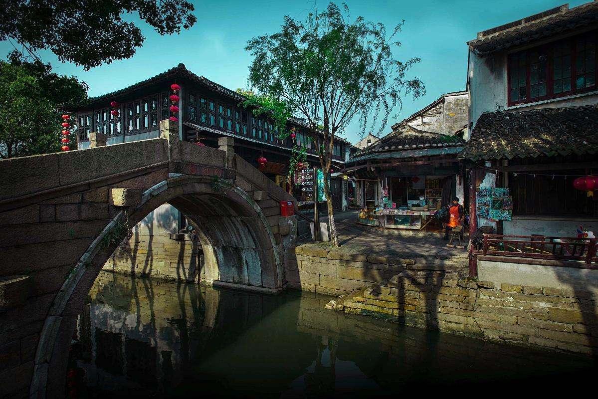 专业知识问答网站你为什么不愿意参加老同学聚会?,快捷解答你的问题